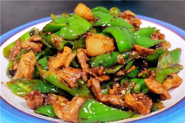 尖椒炒肉
